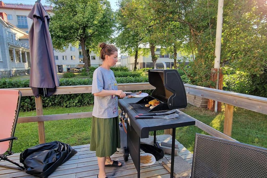 Tyylikaes City Studio, Terassi Ja Ilmainen Parkki Vanha Postitalo Varkaus Exterior foto