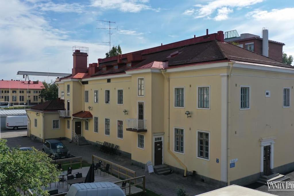 Tyylikaes City Studio, Terassi Ja Ilmainen Parkki Vanha Postitalo Varkaus Exterior foto